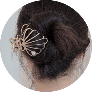 Shell Hair Claw